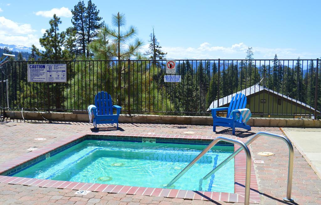 Montecito Sequoia Lodge Wilsonia Exterior photo