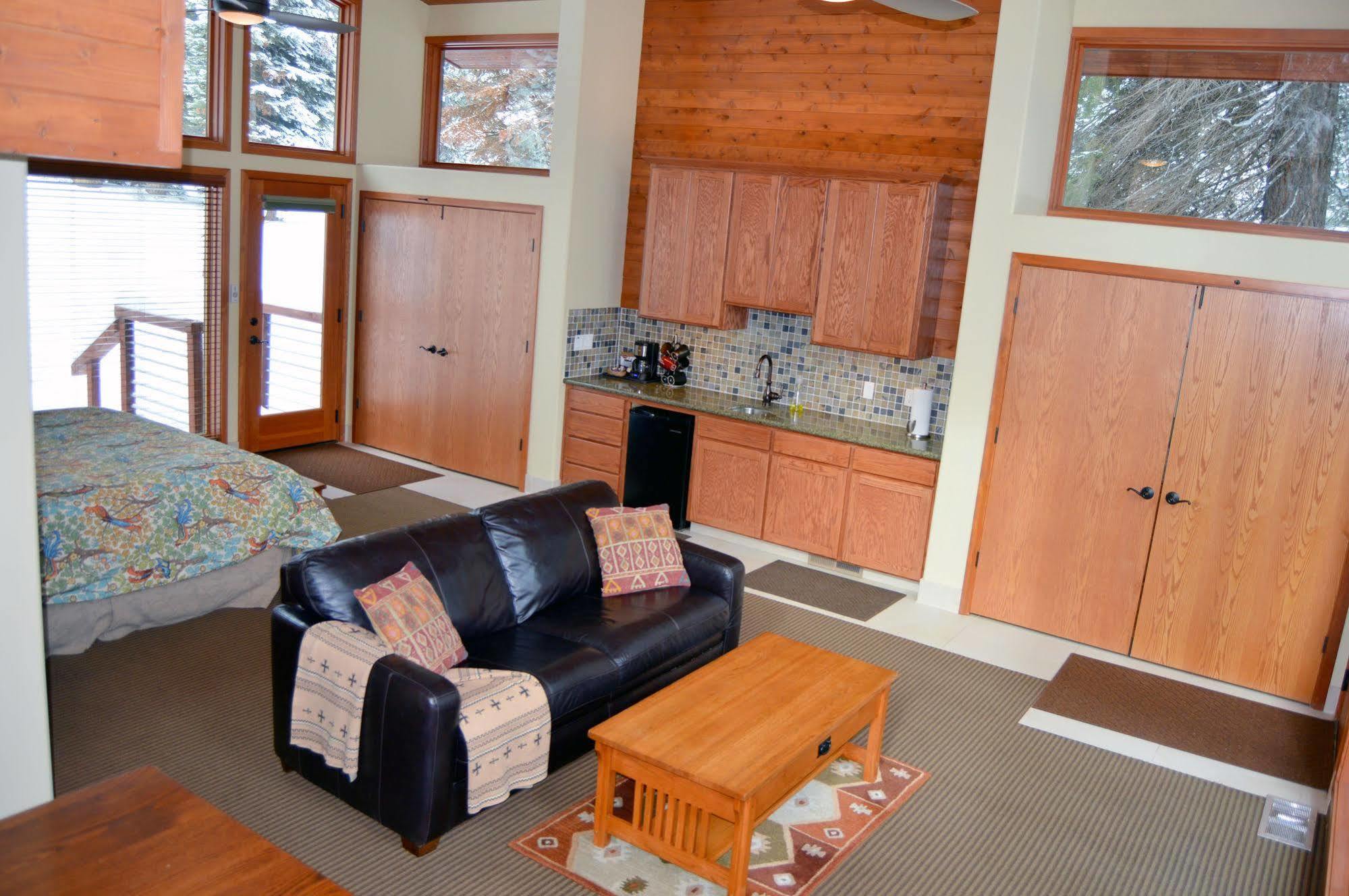 Montecito Sequoia Lodge Wilsonia Exterior photo